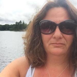 Meet your Posher, Melanie